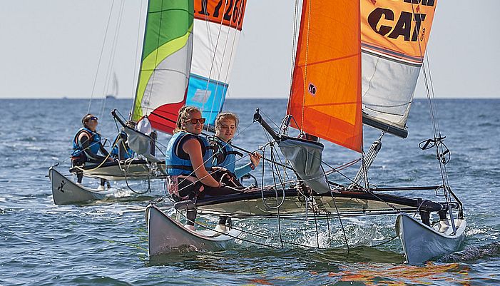 catamaran kerguelen sports ocean larmor-plage